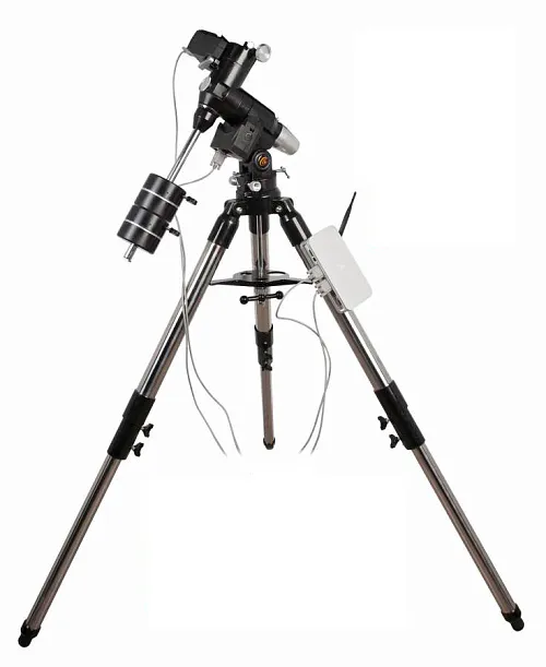 photograph Explore Scientific EXOS-2 PMC-Eight GOTO Mount with Tripod