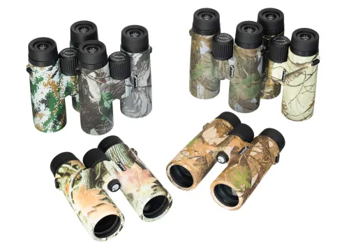 photograph Levenhuk Camo 10x42 Binoculars with Reticle,  3