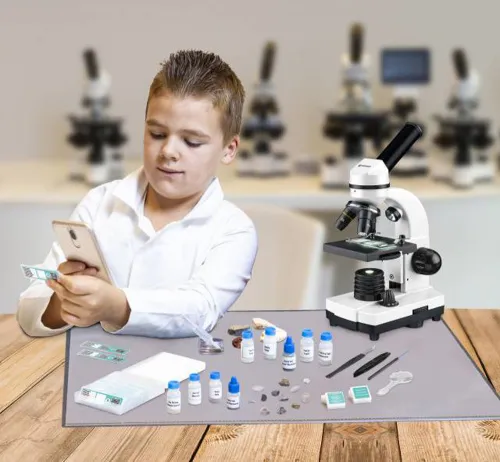 photo Bresser Junior Microscopy Set,  3
