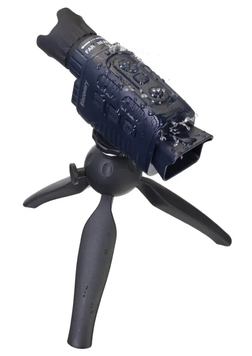 photo Levenhuk Discovery Night ML10 Digital Night Vision Monocular with Tripod,  13