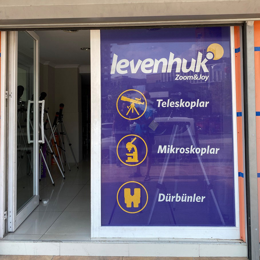 Levenhuk showroom in Istanbul, Turkey shop-istanbul-03.jpg