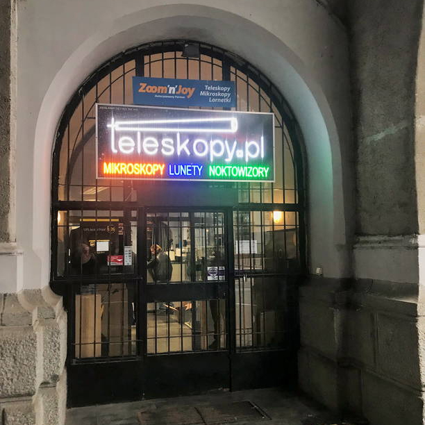 Levenhuk showroom in Warsaw (Grochowska), Poland shop-warsaw-04.jpg
