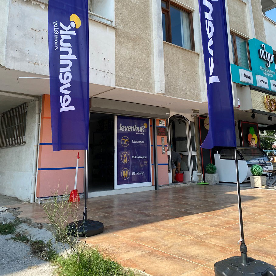 Levenhuk showroom in Istanbul, Turkey shop-istanbul-02.jpg