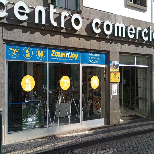 Levenhuk showroom in Funchal, Portugal shop-madeira-01.jpg