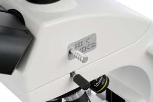 Abbildung Levenhuk-Digital-Trinokularmikroskop MED D45T
