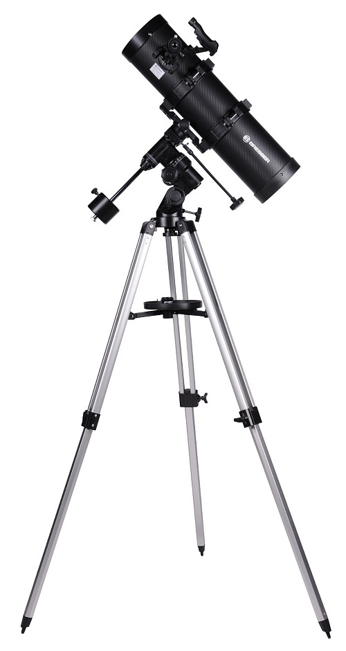 photograph Bresser Spica 130/650 EQ3 Telescope, with smartphone adapter